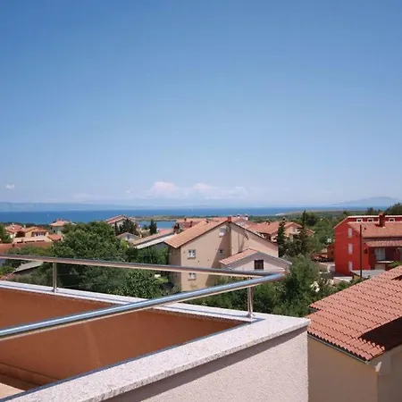 Apartment Apt. With Pool And Sea View *